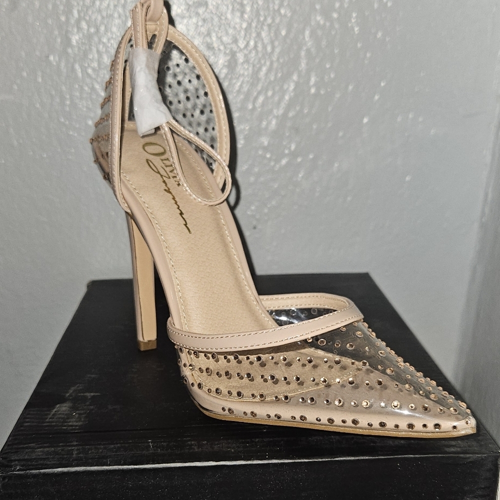 OLIVIA FERGUSON High Heels Clearly Chic Rhinestone Pumps SIZES 7.5 8 8.5 9 NEW - Picture 3 of 5